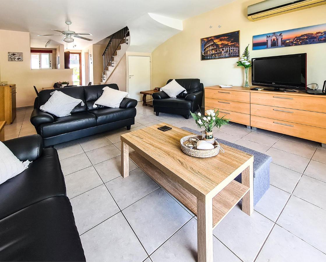 Serena Townhouse Пейя Экстерьер фото
