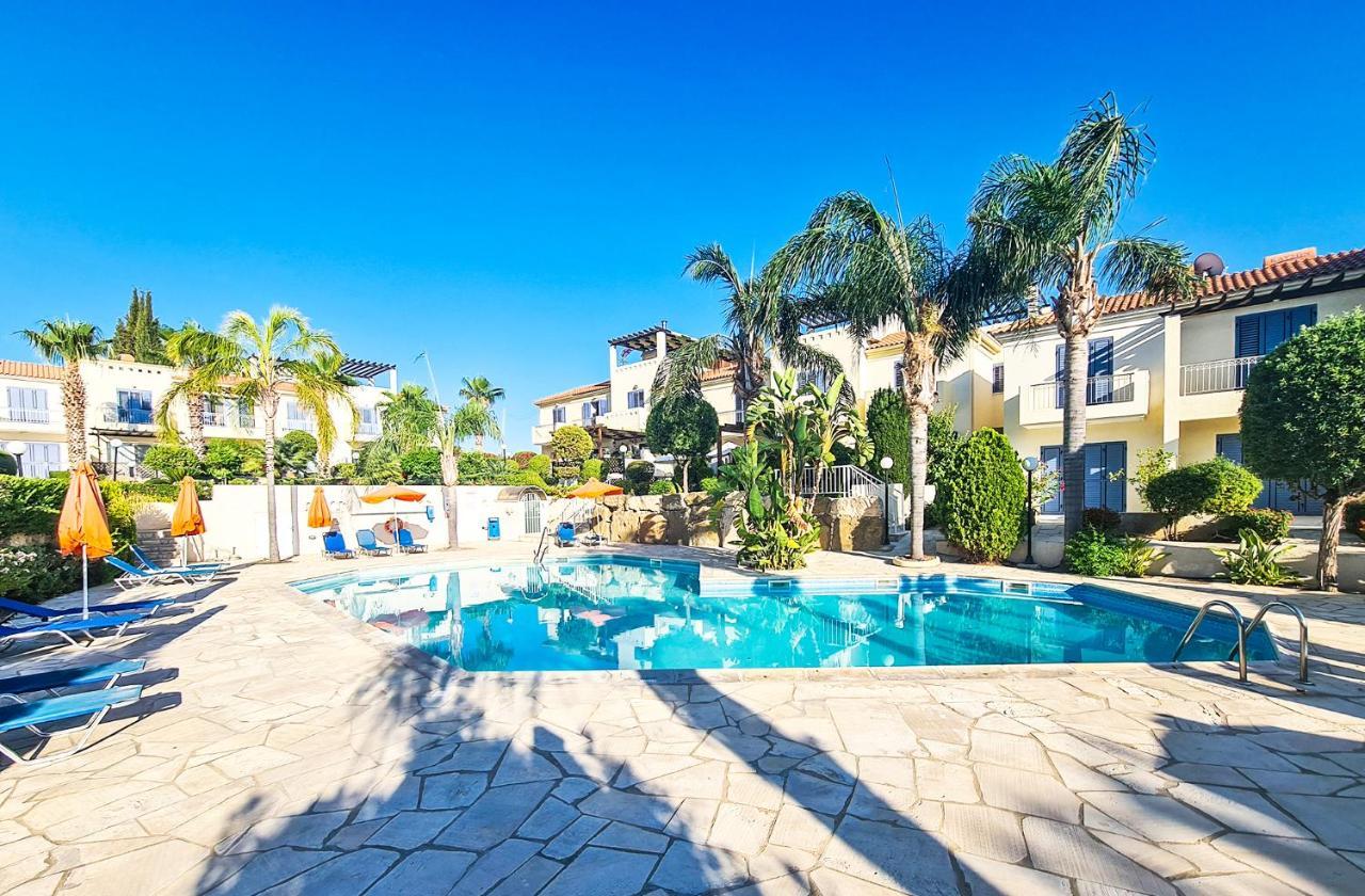Serena Townhouse Пейя Экстерьер фото