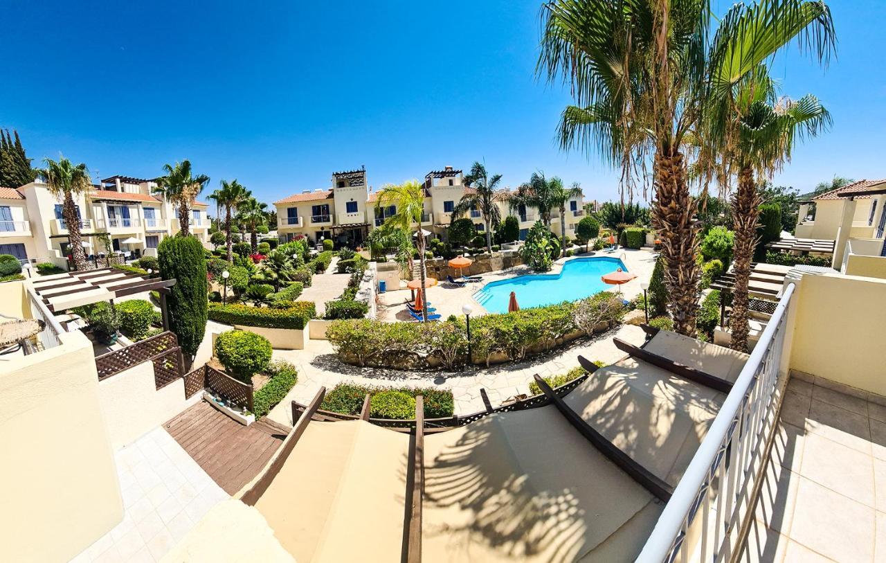 Serena Townhouse Пейя Экстерьер фото