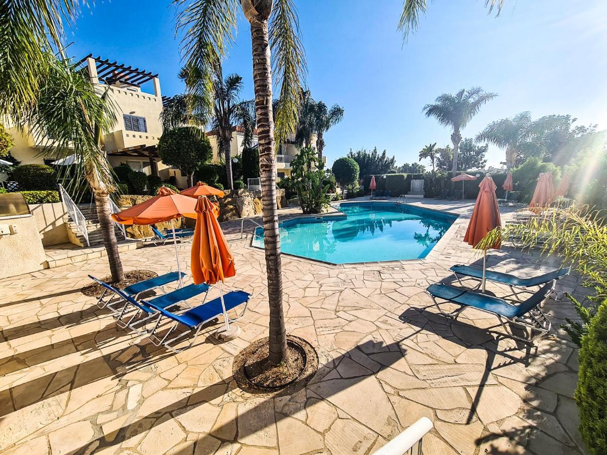 Serena Townhouse Пейя Экстерьер фото