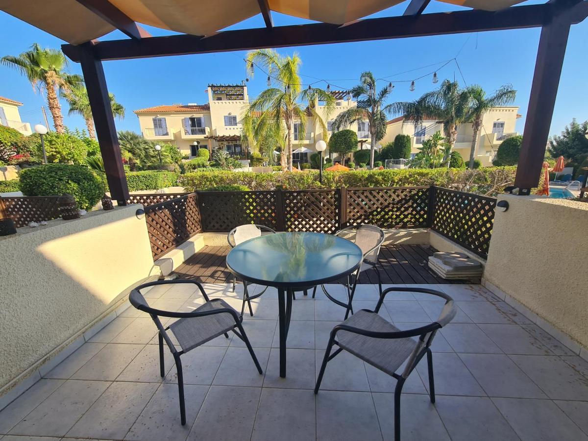 Serena Townhouse Пейя Экстерьер фото